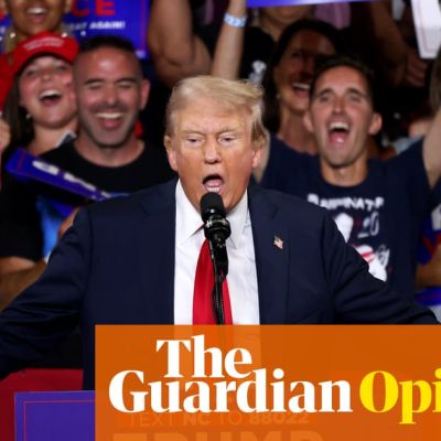 Donald Trump is desperate to land a punch on Kamala Harris. But he fails | Sidney Blumenthal