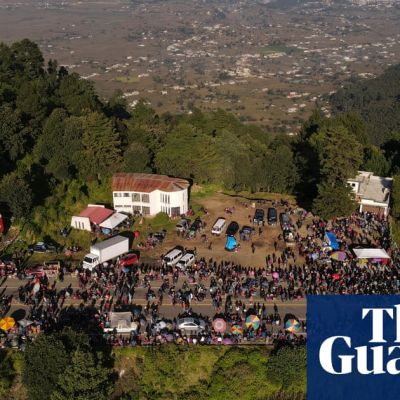Guatemala president-elect’s supporters block roads to protest party suspension