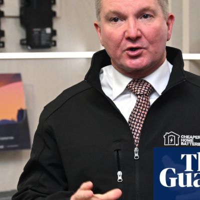 Chris Bowen mocks Liberals' equivocation on 'bare minimum' target of net zero by 2050