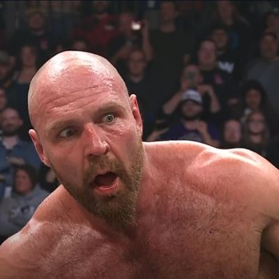 WWE Hall of Famer shockingly shows up at AEW WrestleDream 2025 after retirement; attacks Jon Moxley