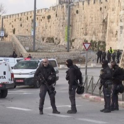 Intervention in Eid prayer in Jerusalem