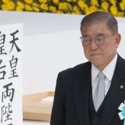 Outgoing Japanese PM vows to pursue peace in rare World War II speech