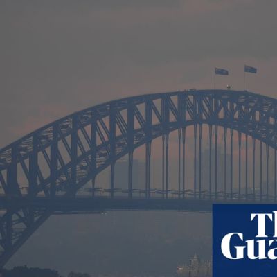 Millions of Australians at risk from rising sea levels and heat deaths to soar, national climate risk assessment report warns
