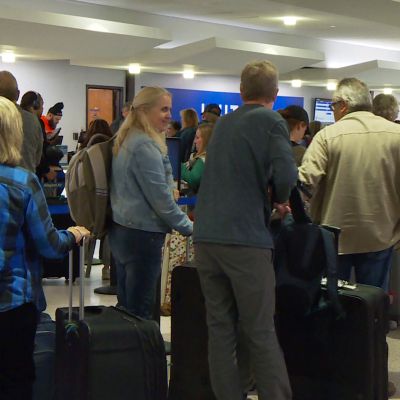 Northeast Wisconsin travelers warned of possible delays amid flight cuts at major airports