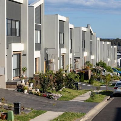 Almost one out of 100 homebuyers in negative equity: RBA