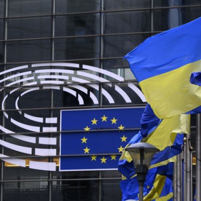 EU Commission Mulls Joint Debt, Bilateral Grants to Plug Ukraine Funding Gap