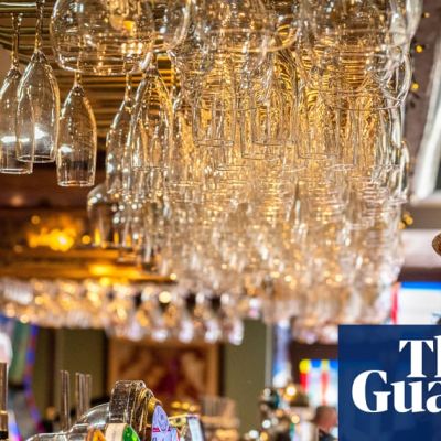 Business rates to be cut by 20% for England pubs, clubs and music venues