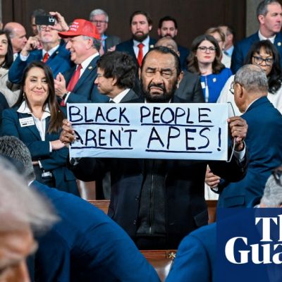 Al Green addresses his ‘Black people aren’t apes’ protest against Trump – video