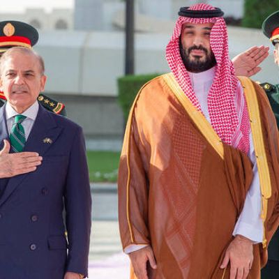 Pakistan PM to travel to Saudi Arabia today for Future Investment