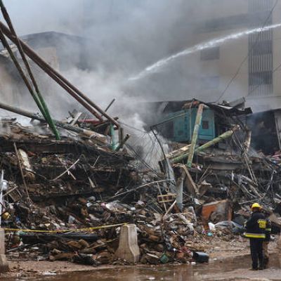 11 killed, at least 60 missing after huge Karachi shopping plaza blaze