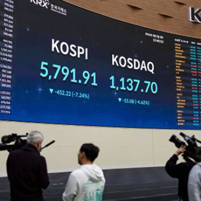 Global Markets: Stocks set for tough week, oil eyes strong gains as