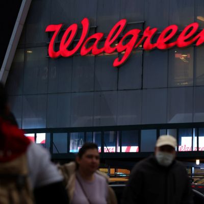 Walgreens paying $106.8 million to settle US charges over prescription billing fraud