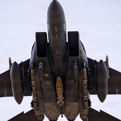 Iran, US race to recover missing crew member of crashed American fighter jet