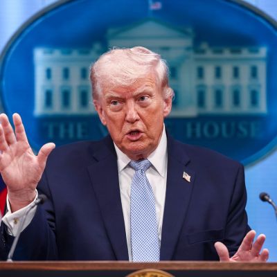 Trump turns aim inward in personal rebuke of conservative pundits over Iran war