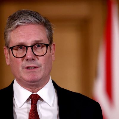 Labour ‘lacks coherent story’ and is leaving door open to Nigel Farage’s Reform, warn top pollsters