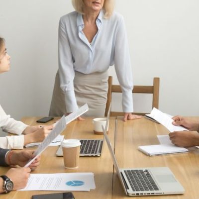 The Returns At Experian (LON:EXPN) Aren’t Growing