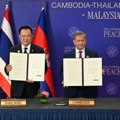 US signs trade deals with Malaysia, Cambodia after peace agreement