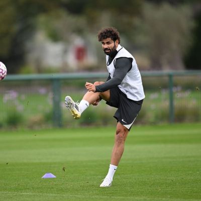 Who is playing for Chelsea Legends vs Liverpool Legends? Confirmed squad for charity match today