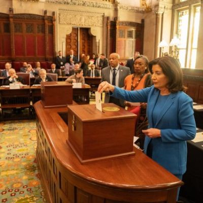 Can Trump pull a Nixon?: The new president can help end the outdated Electoral College