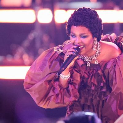 Lauryn Hill honoured with Living Legend Icon Award