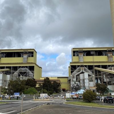 AGL to shed hundreds of coal jobs and accelerate green transition