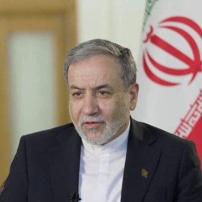 Iran not to give in to threats in talks with US in Geneva: FM