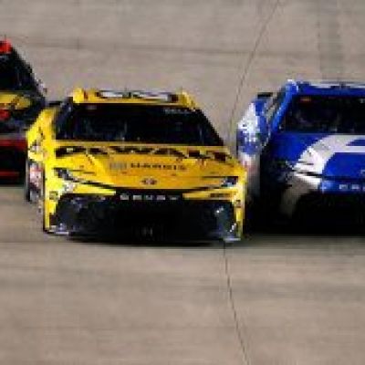 Bell, Briscoe gutted after Nashville defeat to teammate Hamlin