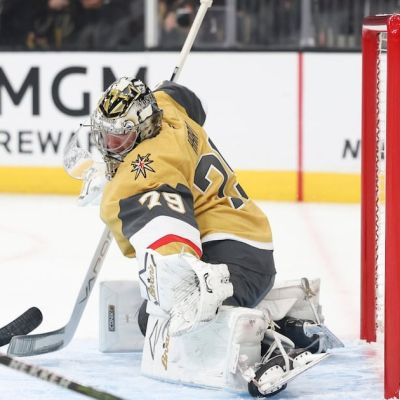 Golden Knights defeat highlight-reel Bedard, Blackhawks in Hart’s season debut