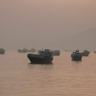 Iran fires missiles at commercial ships in Strait of Hormuz, Axios reports