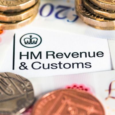 Income tax freeze ‘hammering’ workers while pensioners and benefits claimants see income increase – Daily Record