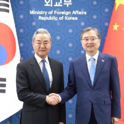 Chinese FM calls for healthy, stable, sustainable China-South Korea ties