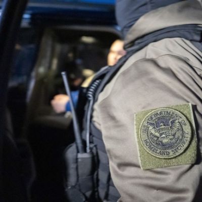 Chicago Man Shoots at Border Officers as Violence Grows