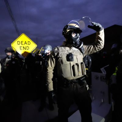 Judge orders improvements at a Chicago-area immigration facility after claims of inhumane conditions