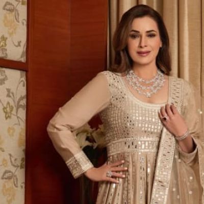 Neelam Kothari Slams Etihad After Fainting On 9-Hour Delayed Flight: ‘No Crew Checked On Me’