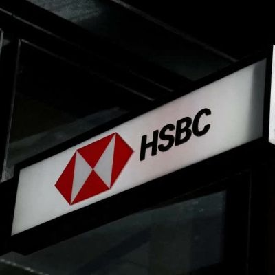 HSBC beats H1 profit forecasts, resumes share buybacks and raises income guidance