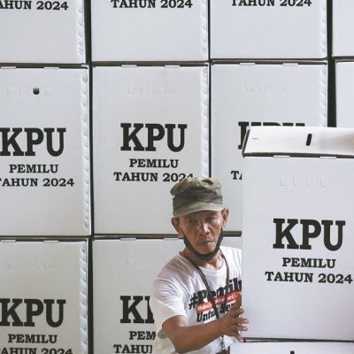 Indonesia’s vice-president hopefuls woo voters with plans to boost economy