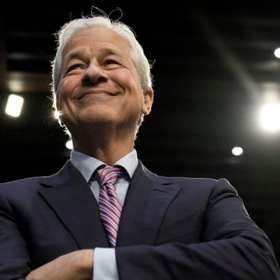 How Jamie Dimon, CEO of JPMorgan Chase, became an iconic billionaire banker