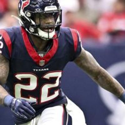 Bills sign veteran safety Kareem Jackson, release defensive lineman