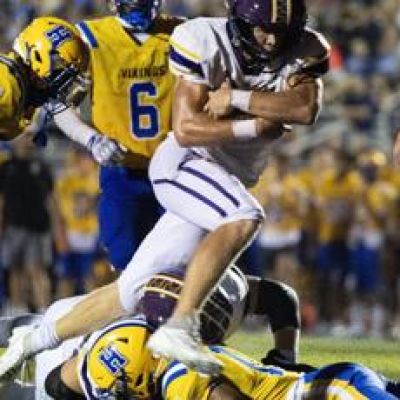 Eureka grinds out a road victory over Francis Howell to open season