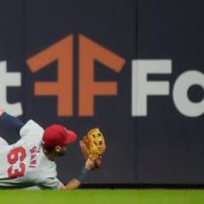 One 20-minute frenzy and the multiple ways Cardinals rookie Michael Siani beat Brewers in 12