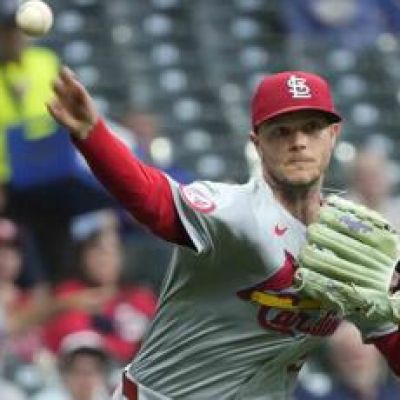 Extra special: Cardinals get clutch hit from Luken Baker in 10th to best Brewers, win series