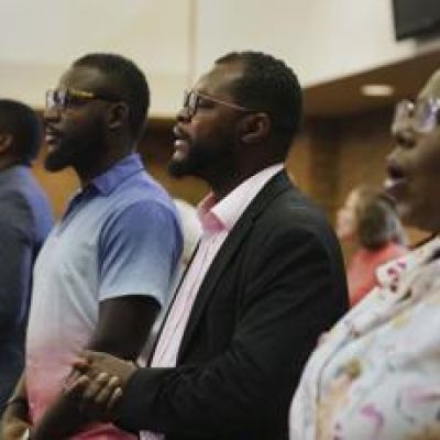 Haitians in Ohio find solidarity at church after chaotic week of false pet-eating claims