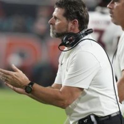 Last play controversy overshadows Hokies’ miscues in loss