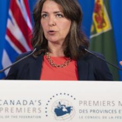 Graham Thomson: Alberta Premier Danielle Smith faces a leadership review this weekend and she knows who she has to keep happy