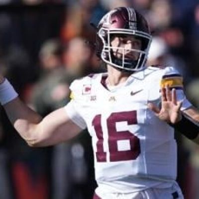 Minnesota wins 4th in a row, 25-17 over Illinois