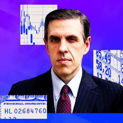 The stock fund manager who holds America’s record of annual outperformance shares 2 bargain trades he’s making in an expensive market