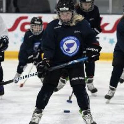 Girls hockey takes off in St. Louis, with a push from the Blues. ‘I love playing.’