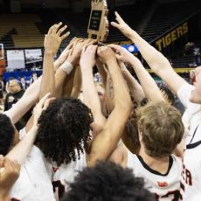 Webster Groves adds more legends to program by winning sixth boys basketball championship