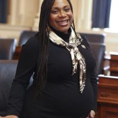 As Congress tables proxy voting, state lawmakers seek solutions for parents who serve in office