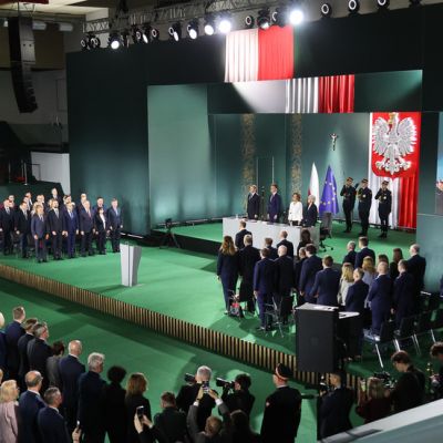 Polish PM wants 'strongest army' -- RT World News
